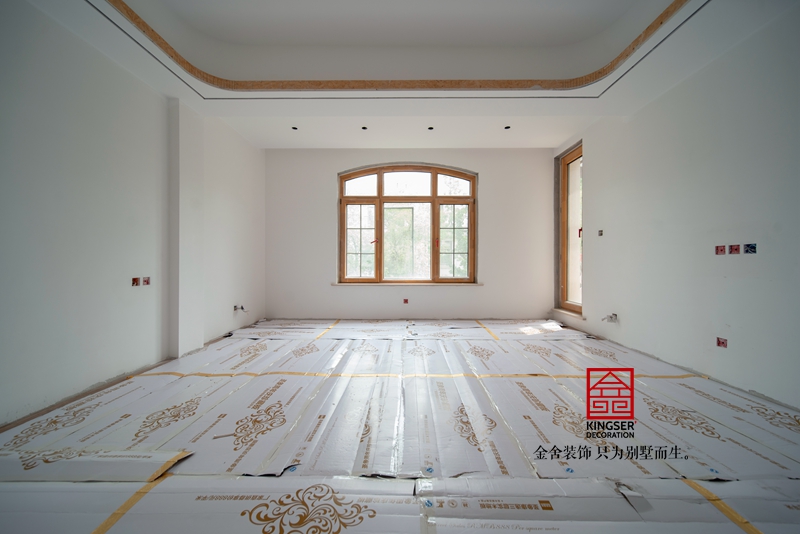 石家莊原河名墅別墅裝修施工現(xiàn)場